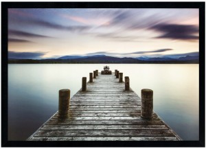 Nowoczesny obraz w czarnej ramie o wymiarach 70x100 cm - Jetty 4