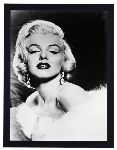 Obraz w czarnej ramie