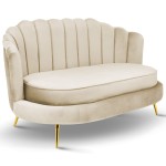 Sofa LIVIA Muszelka w kolorze beżowym z pikowanym oparciem i złotymi nogami