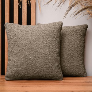 Dekoracyjna poszewka na poduszkę 35x35 cm w kolorze brązowym z  tkaniny szenilowej z teksturą 