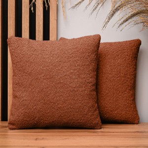 Dekoracyjna poszewka na poduszkę 35x35 cm w kolorze miedzianym z  tkaniny szenilowej z teksturą