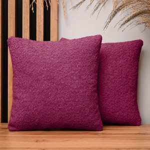 Dekoracyjna poszewka na poduszkę 35x35 cm w kolorze wiśniowym z tkaniny szenilowej z teksturą