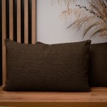 Dekoracyjna poszewka na poduszkę 40x60 cm w kolorze czekoladowym z tkaniny szenilowej z teksturą 