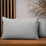Dekoracyjna poszewka na poduszkę 40x60 cm w kolorze jasnoszarym z tkaniny szenilowej z teksturą 