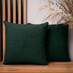 Dekoracyjna poszewka na poduszkę 45x45 cm w kolorze butelkowej zieleni z tkaniny szenilowej z teksturą