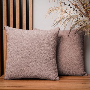 Dekoracyjna poszewka na poduszkę 45x45 cm w kolorze pudrowym różu z tkaniny szenilowej z teksturą