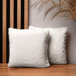 Dekoracyjna poszewka na poduszkę 30x30 cm w kolorze jasnoszarym z imitacji futra