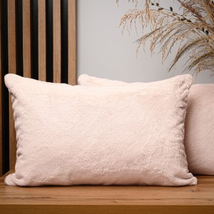 Dekoracyjna poszewka na poduszkę 40x60 cm w kolorze jasnoróżówym z imitacji futra