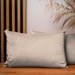 Dekoracyjna poszewka na poduszkę 40x60 cm w kolorze beżowym z tkaniny welurowej