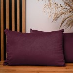 Dekoracyjna poszewka na poduszkę 40x60 cm w kolorze ciemnoczerwonym z tkaniny welurowej