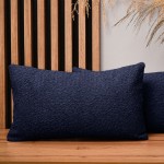 Dekoracyjna poszewka na poduszkę 40x80 cm w kolorze granatowym z tkaniny szenilowej z teksturą 