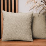 Dekoracyjna poszewka na poduszkę 50x50 cm w kolorze jasnobrązowym z tkaniny szenilowej z teksturą 