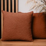 Dekoracyjna poszewka na poduszkę 50x50 cm w kolorze miedzianym z tkaniny szenilowej z teksturą 