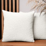 Dekoracyjna poszewka na poduszkę 55x55 cm w kolorze kremowym z tkaniny szenilowej z teksturą