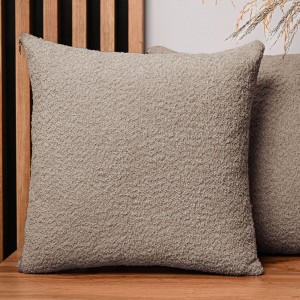 Dekoracyjna poszewka na poduszkę 60x60 cm w kolorze cappucino z tkaniny szenilowej z teksturą