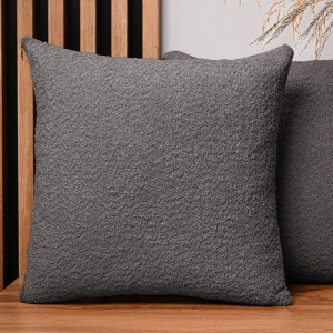 Dekoracyjna poszewka na poduszkę 60x60 cm w kolorze grafitowym z tkaniny szenilowej z teksturą 
