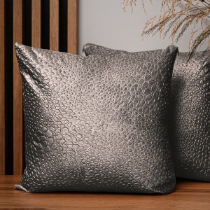 Dekoracyjna poszewka na poduszkę 45x45 cm w kolorze stalowym z tkaniny welurowej z teksturą “kropelki” 