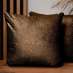 Dekoracyjna poszewka na poduszkę 50x50 cm w kolorze karmelowym z tkaniny welurowej z teksturą “kropelki" 