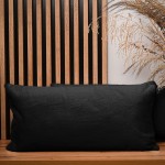 Dekoracyjna poszewka na poduszkę 40x80 cm w kolorze czarnym z imitacji futra