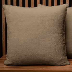 Dekoracyjna poszewka na poduszkę 60x60 cm w kolorze jasnobrązowym z imitacji futra