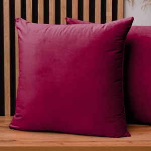 Dekoracyjna poszewka na poduszkę 60x60 cm w kolorze czerwonym z tkaniny welurowej