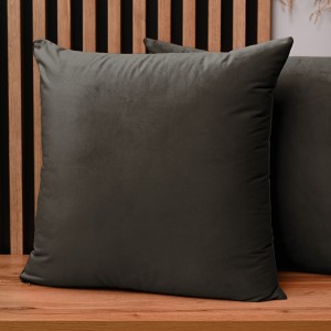Dekoracyjna poszewka na poduszkę 60x60 cm w kolorze czekoladowym z tkaniny welurowej