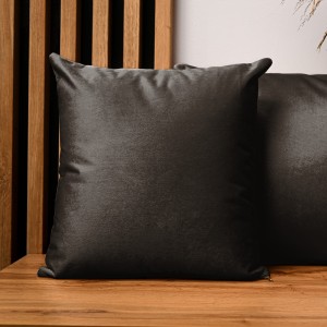 Dekoracyjna poszewka na poduszkę 50x50 cm w kolorze brązowym z tkaniny welurowej