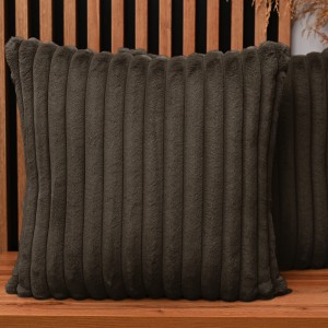 Dekoracyjna poszewka na poduszkę 60x60 cm w kolorze szaro-brązowym z imitacji futra z przeszyciami