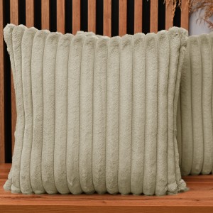 Dekoracyjna poszewka na poduszkę 60x60 cm w kolorze piaskowym z imitacji futra z przeszyciami