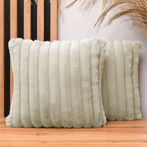 Dekoracyjna poszewka na poduszkę 35x35 cm w kolorze piaskowym z imitacji futra z przeszyciami